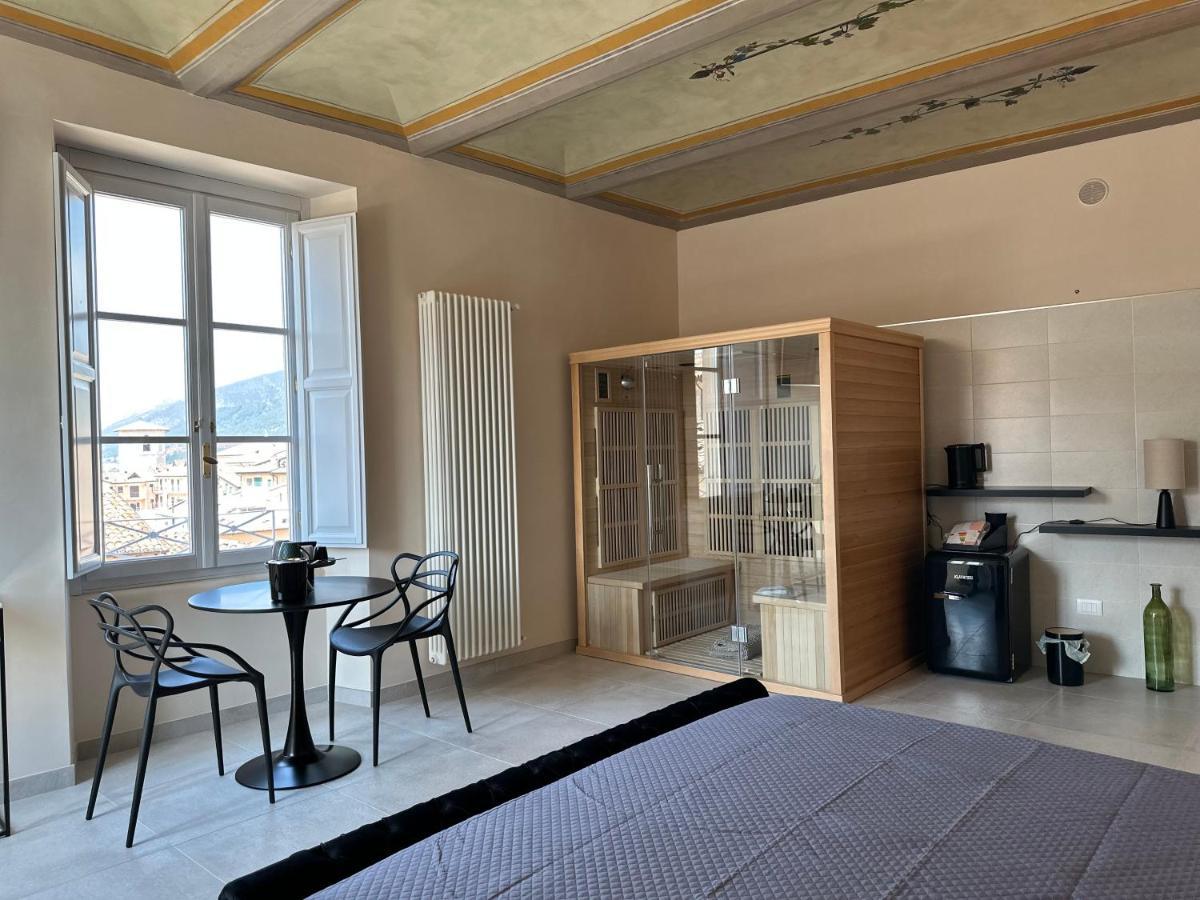 Casa Colonna - Suite Della Torre LʼAquila Exteriér fotografie